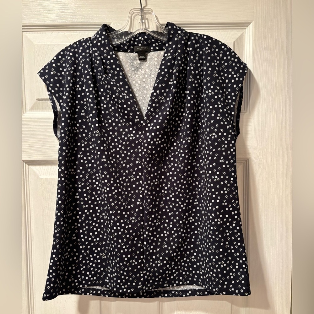 Ann Taylor Navy and White Floral Blouse